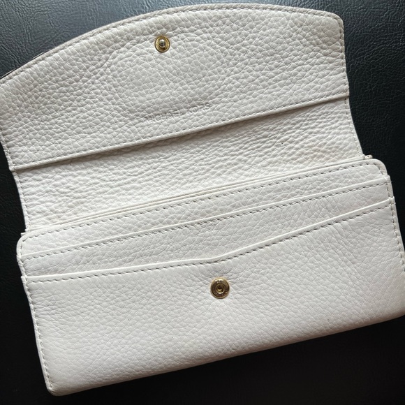 MK wallet - Picture 2 of 4